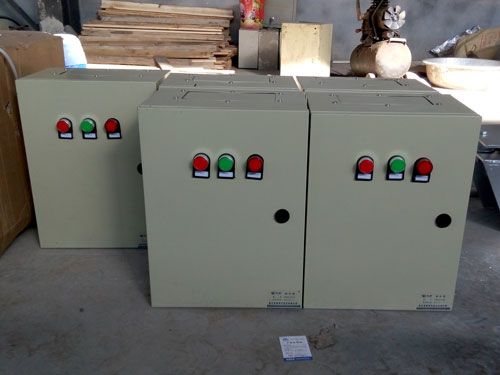 自動(dòng)喂料系統(tǒng)控制箱 自動(dòng)喂料系統(tǒng)控制箱